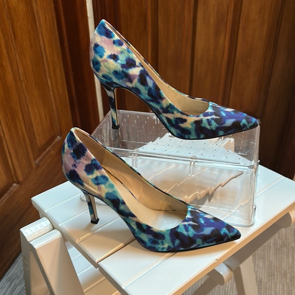 Nine West Multicolor‎ Patterned Heels - Picture 1 of 3